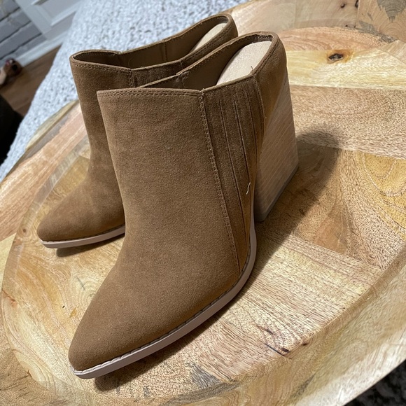 Alter’d State Mi.im Brown Booties - Picture 2 of 16